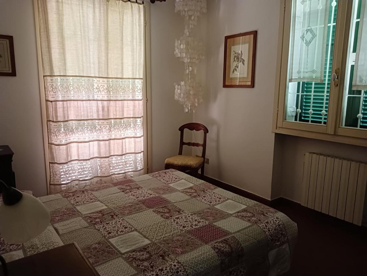 Villetta Con Giardino A Due Passi Dal Mare インペリア エクステリア 写真